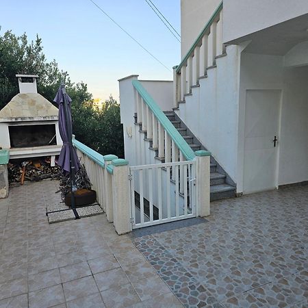 Apartments Zemunik Omiš Exterior foto
